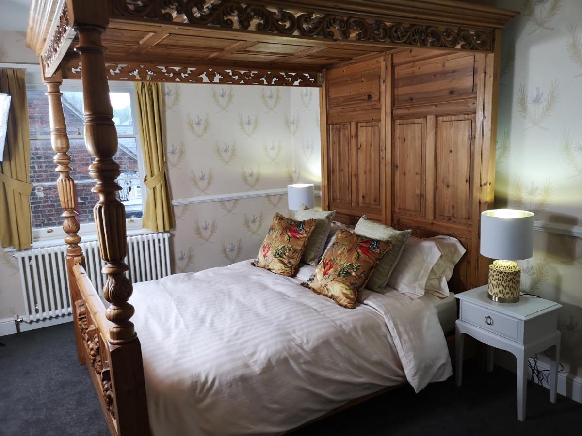 Stone Court House Hotel เมดสโตน ภายนอก รูปภาพ