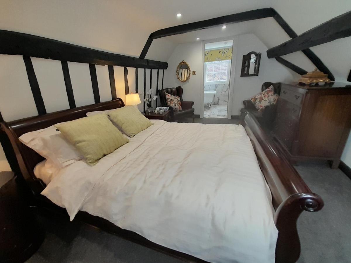 Stone Court House Hotel เมดสโตน ภายนอก รูปภาพ