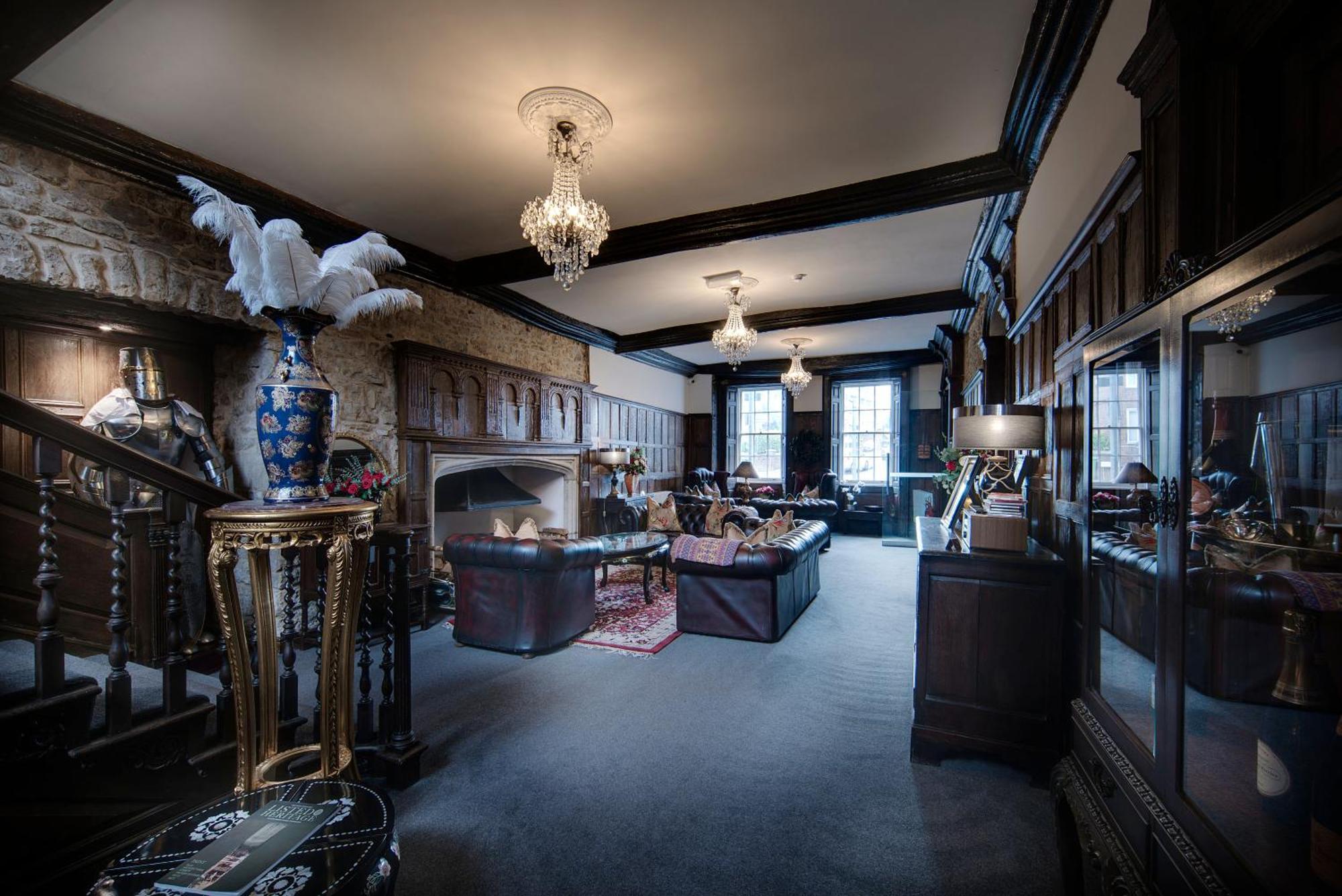 Stone Court House Hotel เมดสโตน ภายนอก รูปภาพ